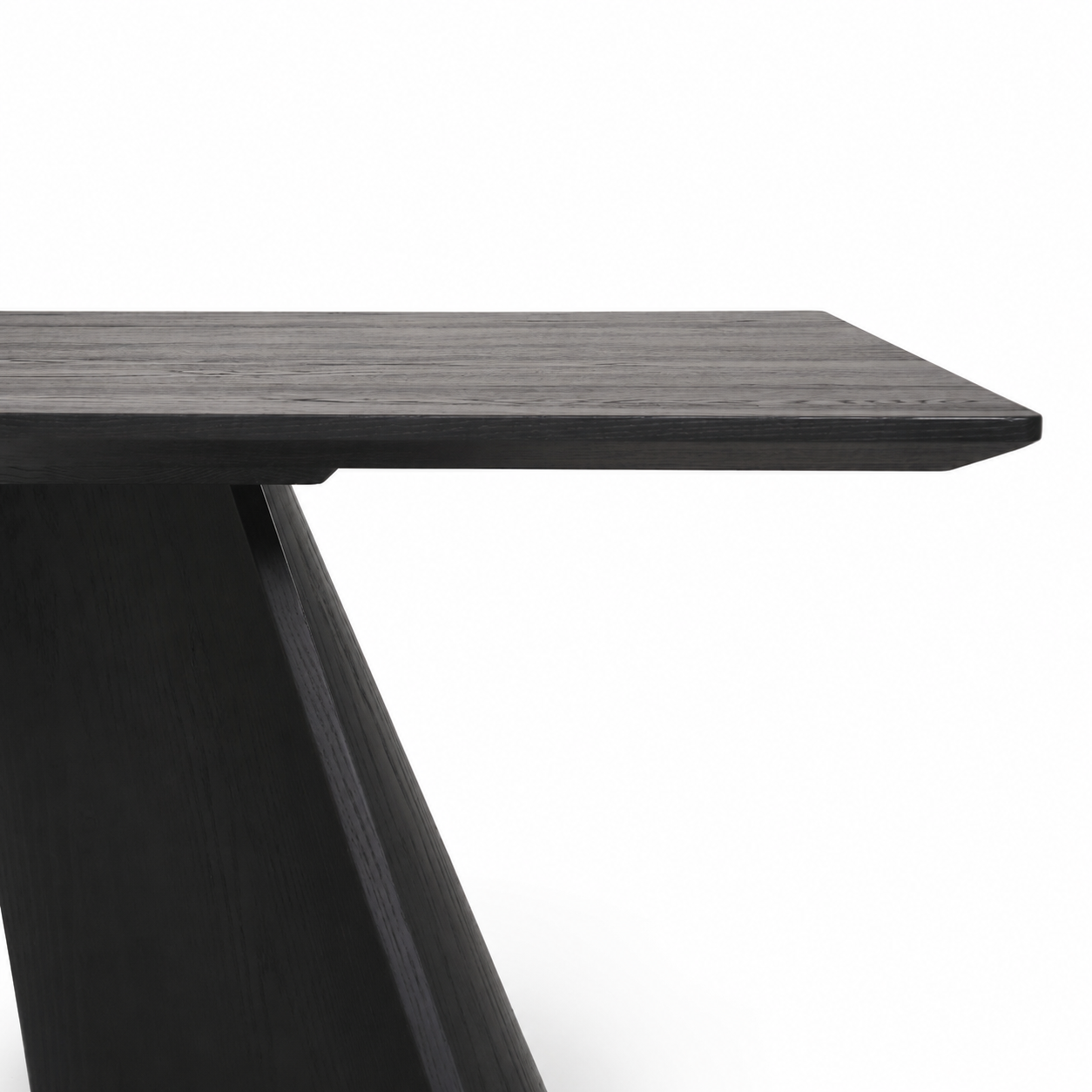 Close up of the ashen grain running across the table